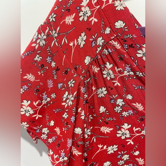 Sanctuary top - red floral, short sleeve flounce - Picture 5 of 5